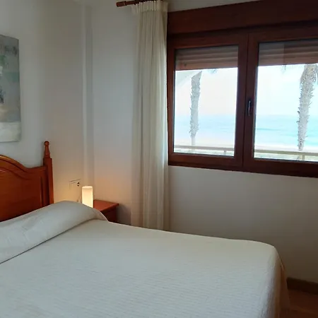 Appartamento Primera Linea De Playa, Ada Benedicto Xiii, Aire Acondicionado, Wifi, Parking