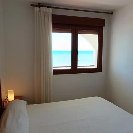 Primera Linea De Playa, Ada Benedicto Xiii, Aire Acondicionado, Wifi, Parking * Peñíscola